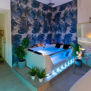 Gasthof Mazzini Luxury Jacuzzy