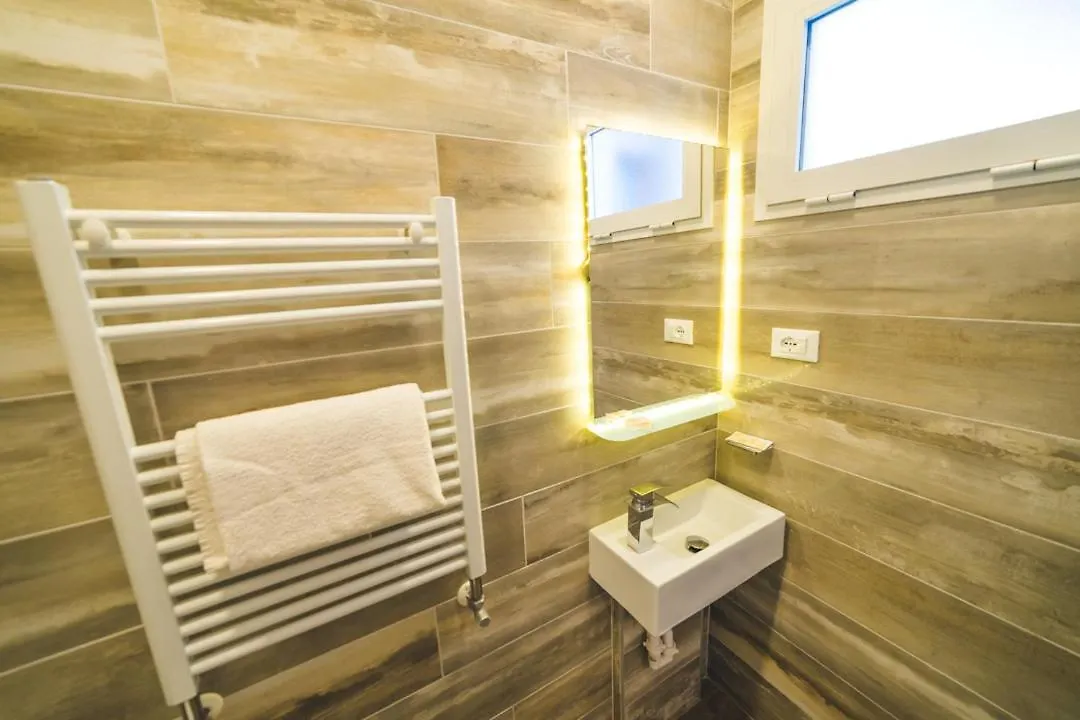 Hotel Grand Prix Sottomarina 3*,  Italy
